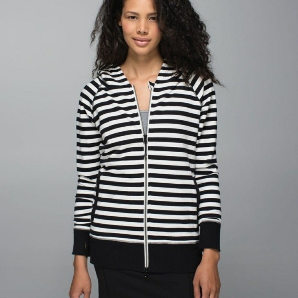 Lululemon Rolling with My Omies hooded jacket